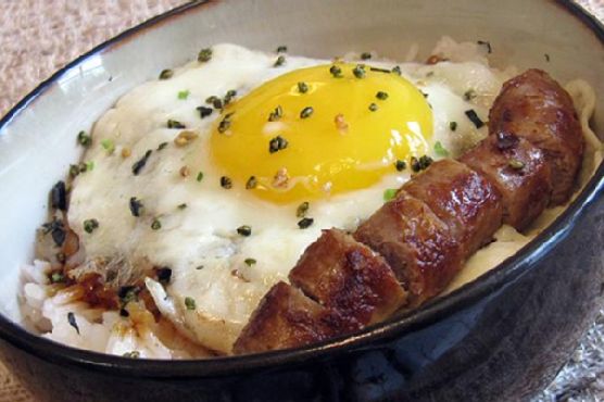 Rice-with-Fried-Egg-and-Sausage